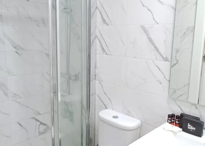 ゲストハウス Lxroller Quionga Gardens リスボン