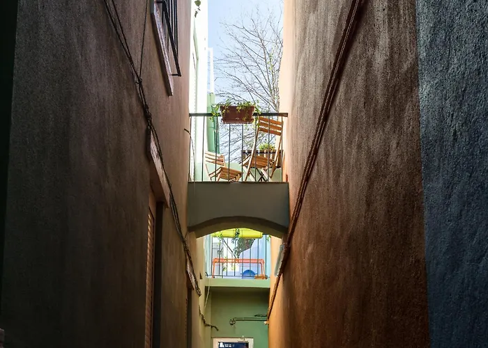 Lxroller Quionga Gardens Πανσιόν 3*