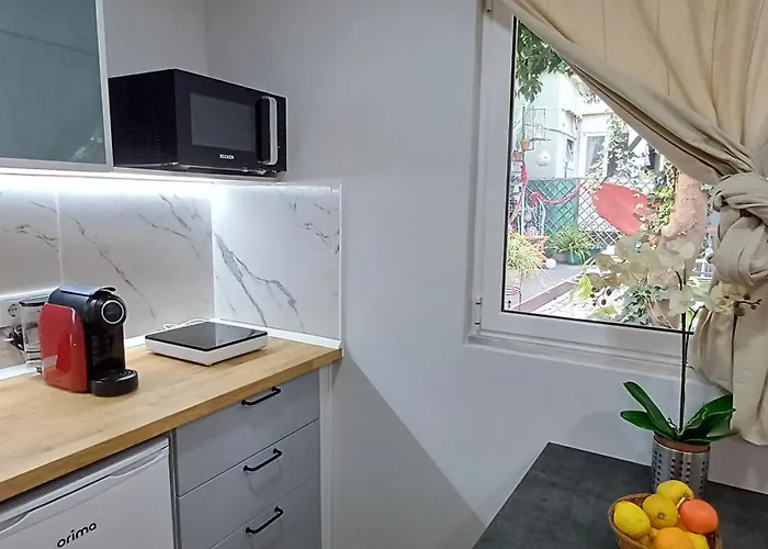 Lxroller Quionga Gardens Πανσιόν