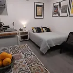 Lxroller Quionga Gardens Guest house Lisbon