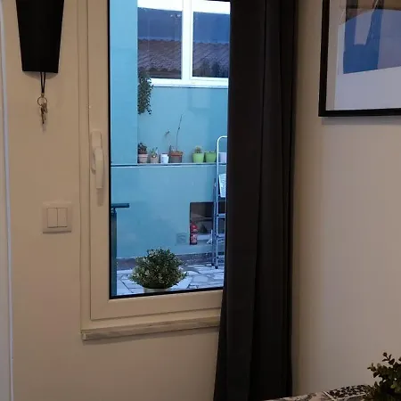 Lxroller Quionga Gardens Guest house Lisbon