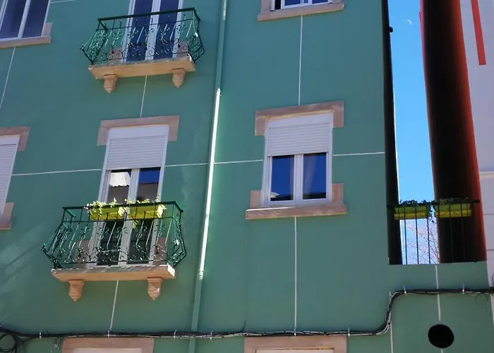 Lxroller Quionga Gardens Guest house Lisbon